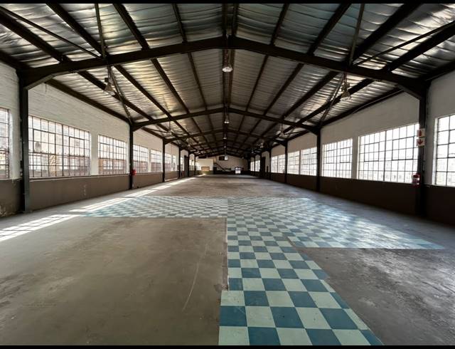 3,720M² WAREHOUSE TO LET IN WYNBERG